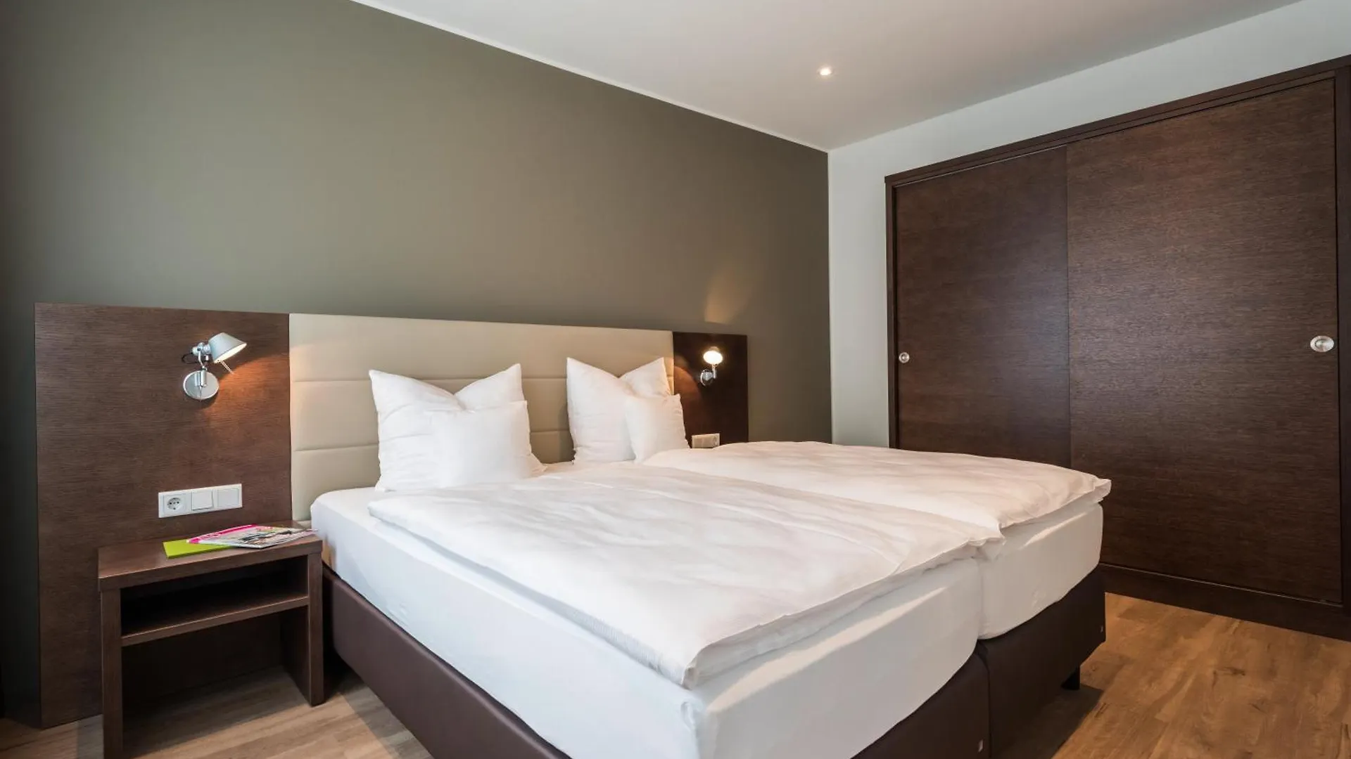 Apart N Serviced Apartments Нюрнберг 0*,